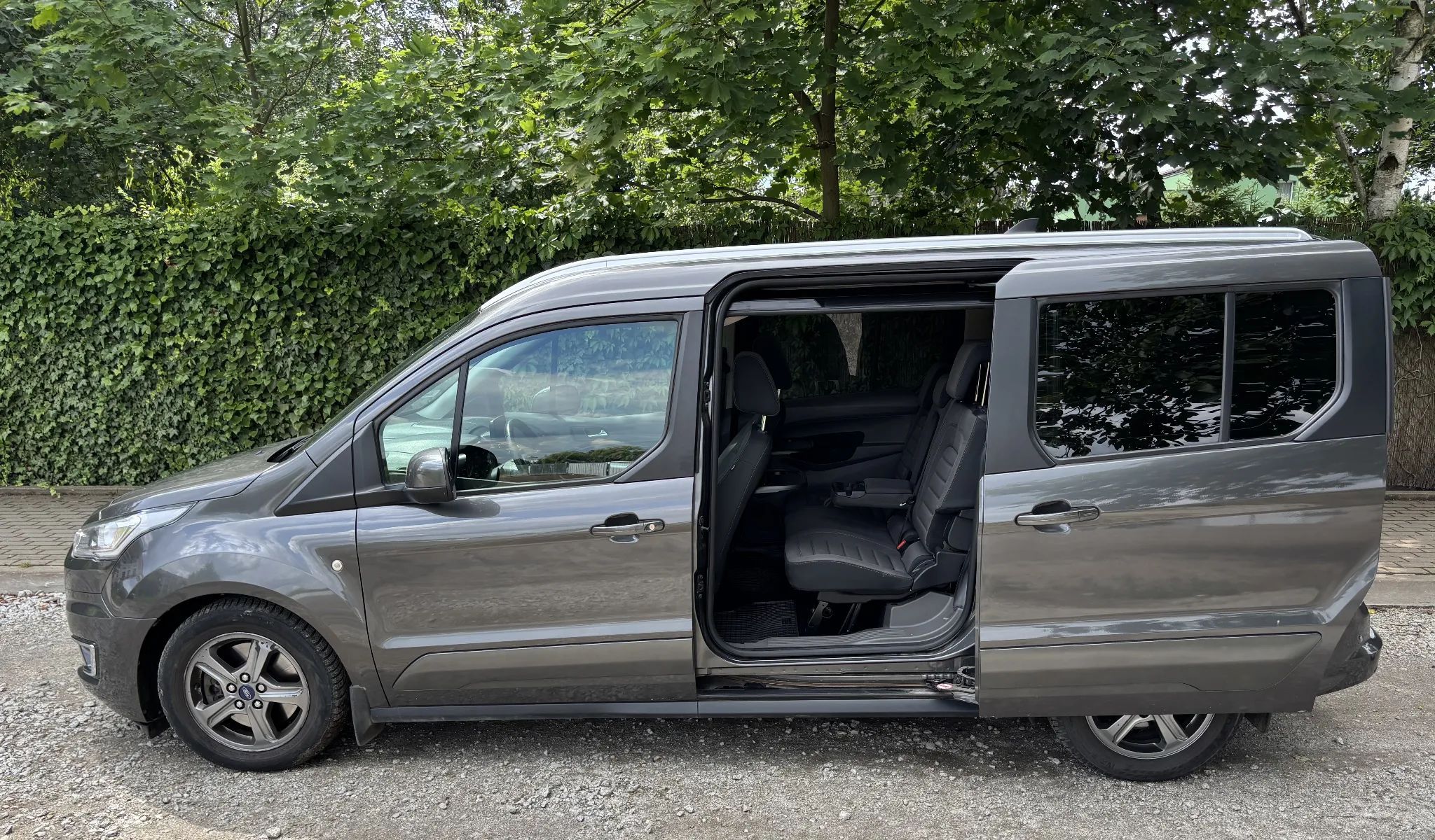 Ford Tourneo Connect Ford Tourneo Connect Grand 1.5 TDCi Titanium Pierwszy Właściciel