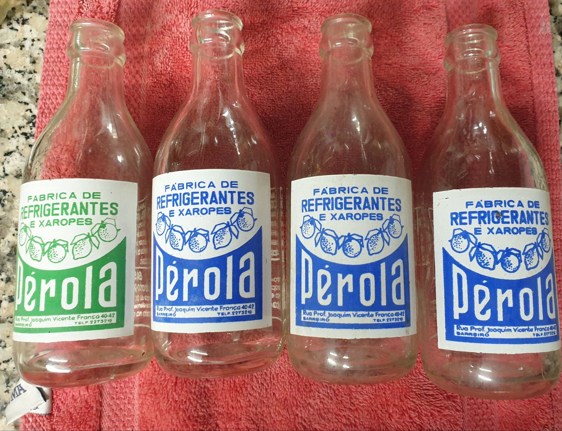 Garrafas antigas pirogravadas