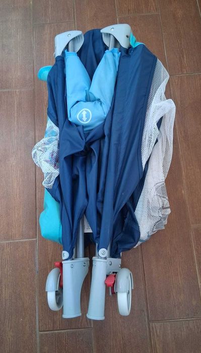 Cama de bebé desdobrável