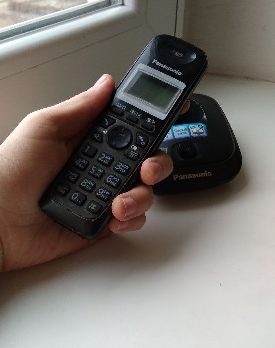 Цифровой беспроводной телефон Panasonic KX-TG2511UA