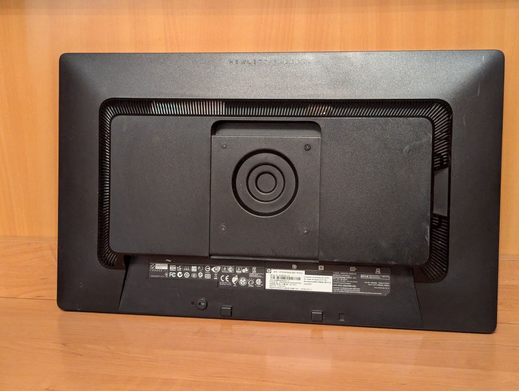 Монитор HP EliteDisplay E231 (с дефектом)