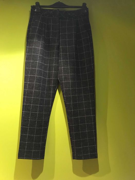 Nowy spodnie w kratȩ Reserved