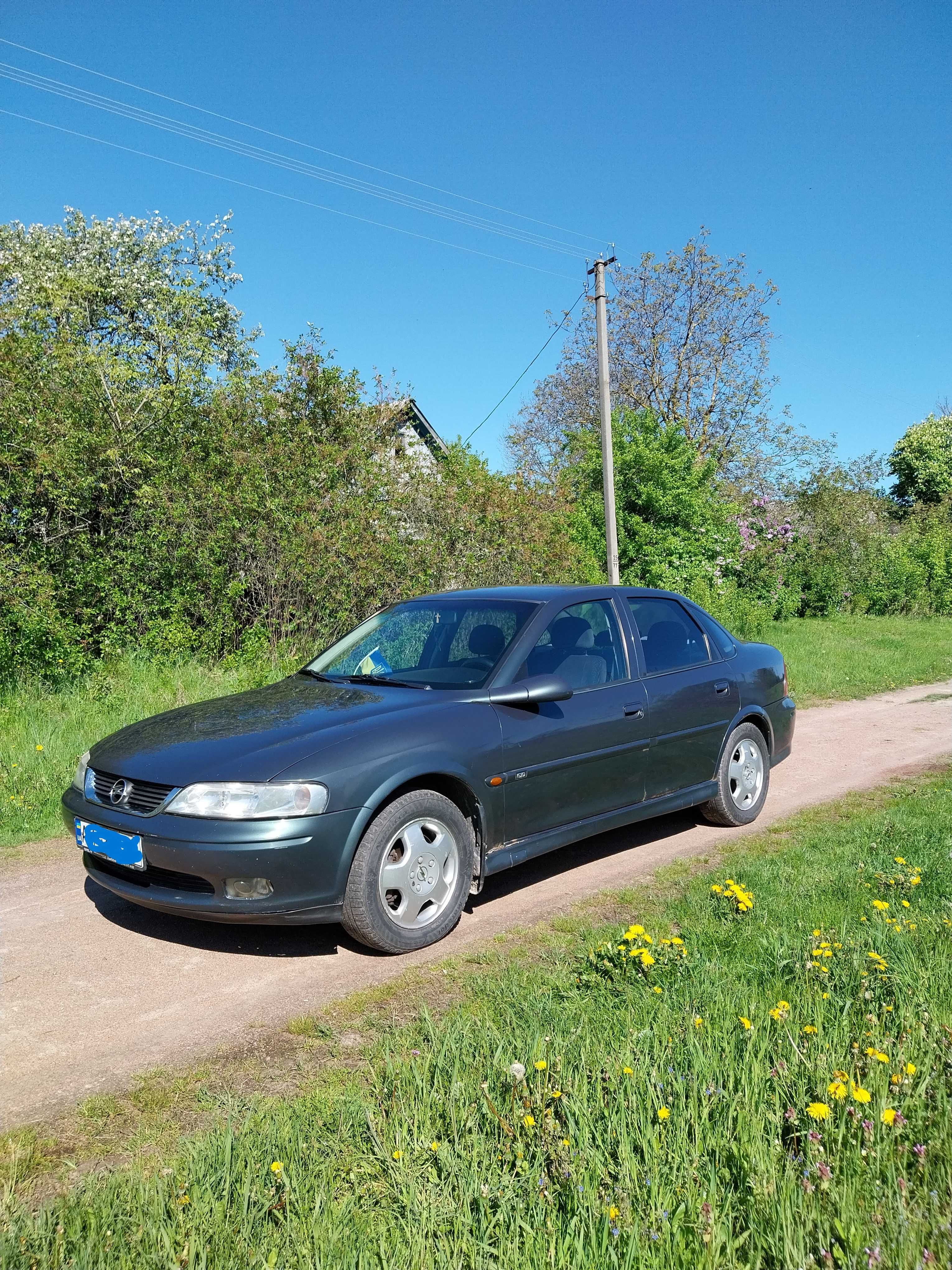 Продам автомобіль Опель Вектра