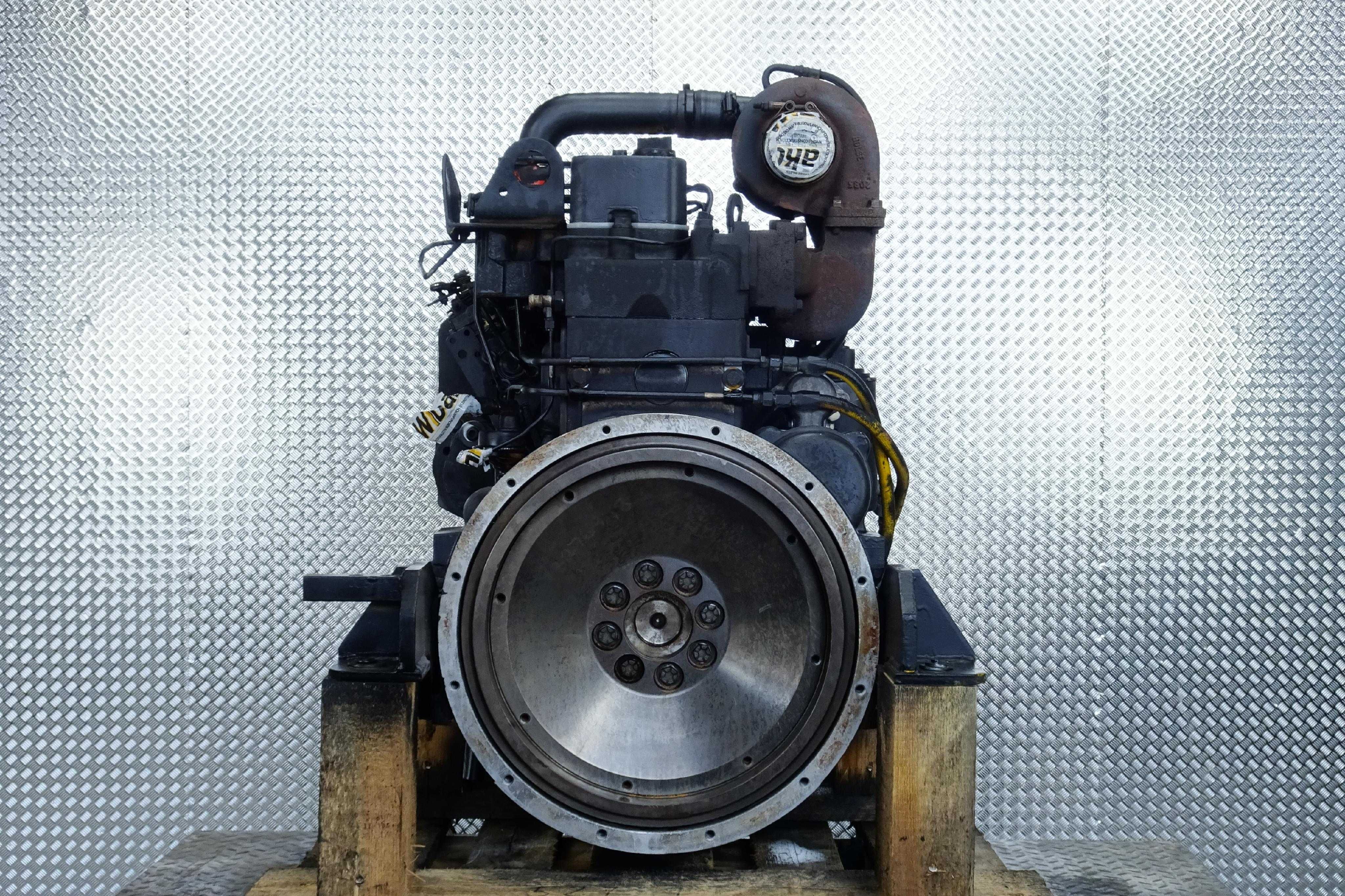 Silnik spalinowy - Cummins 4BT3.9-C