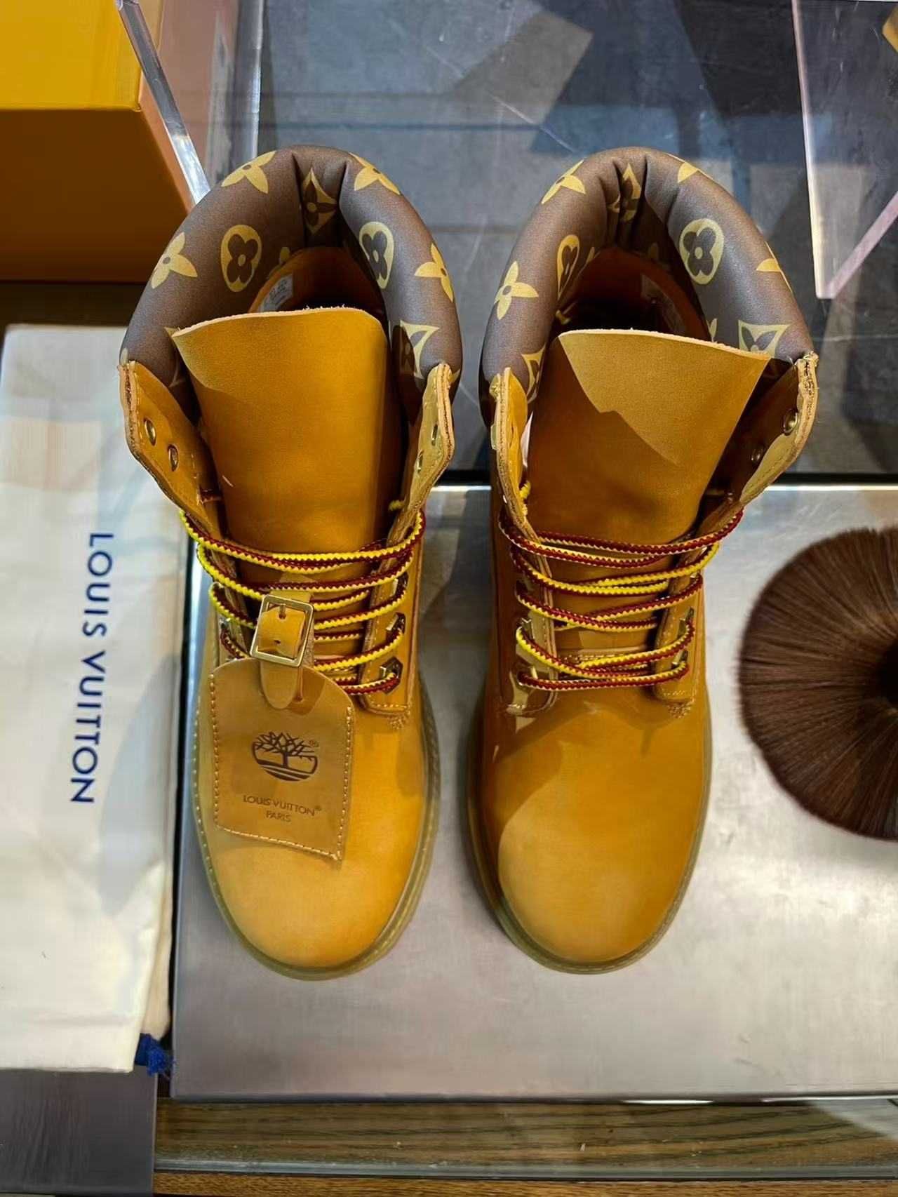 Botas Timberland x LOUIS VUITTON.