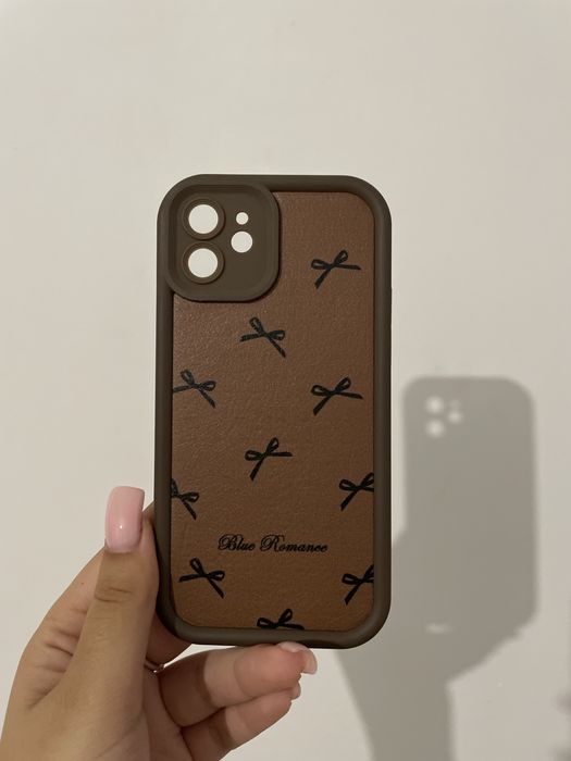 Чохли для iPhone 12