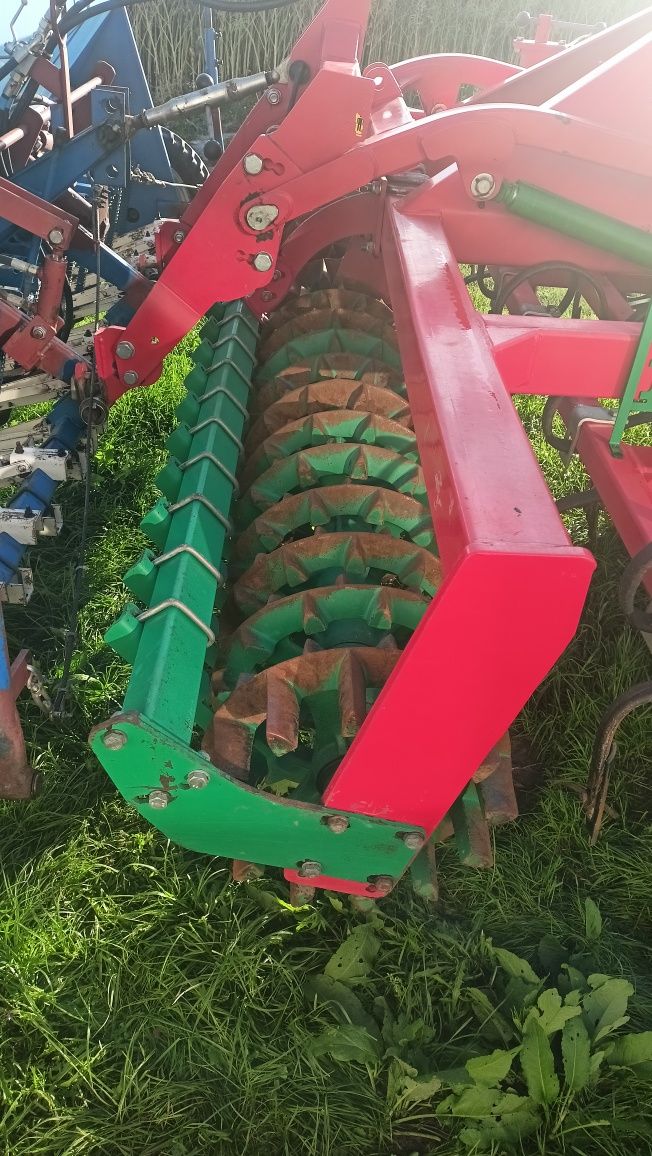 Agregat uprawowo siewny agromasz