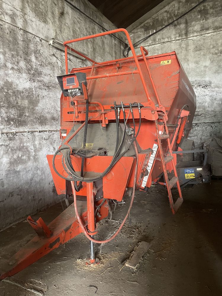 Unifeed kuhn 14m