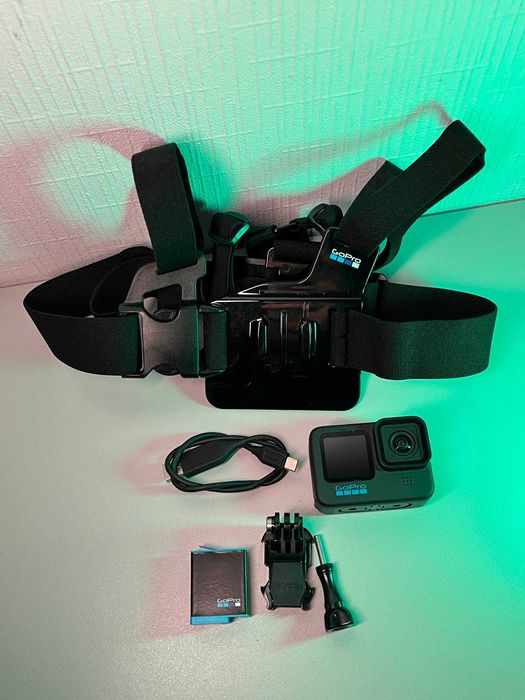 Екшн-камера GoPro Hero 10 в хорошому стані