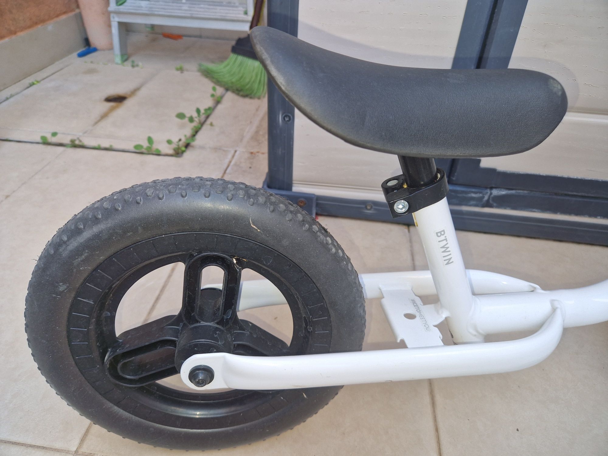 Bicicleta de apendizagem criança