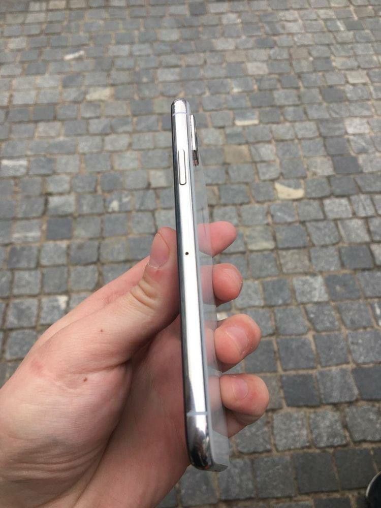 Продам Айфон XS 256 Гб
