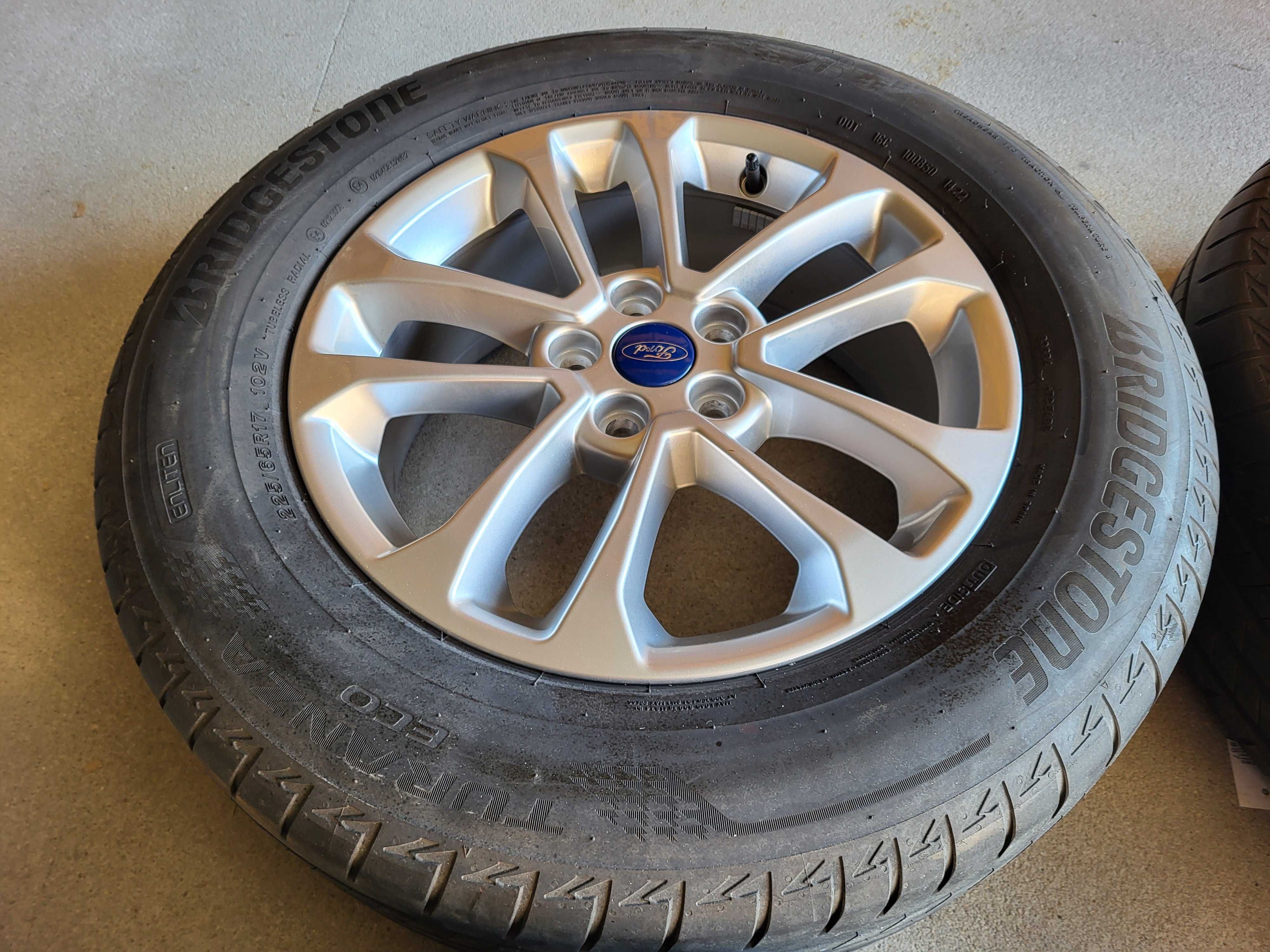 [L6] Koła letnie 17 Cali 5x108 Bridgestone 225/65/17 FORD Kuga 22r