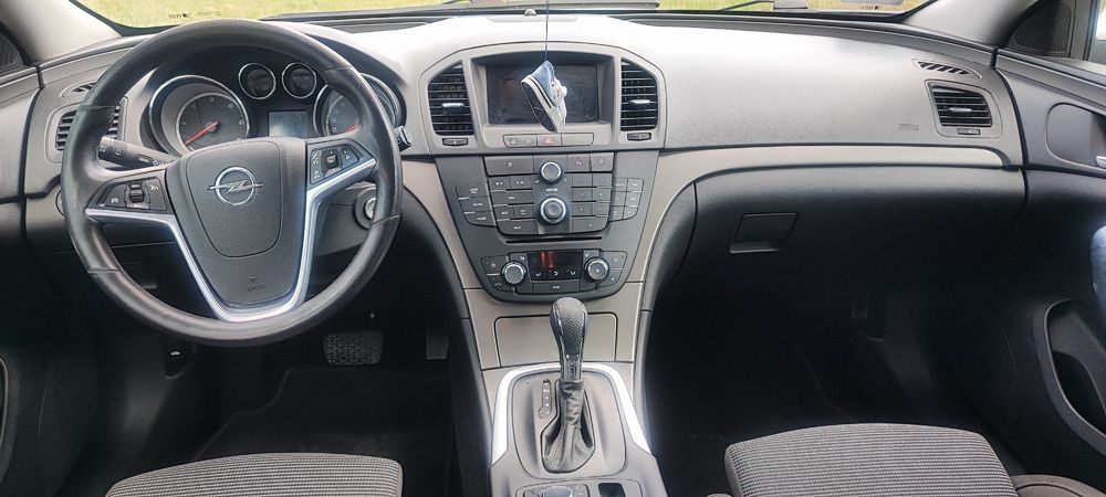 Opel Insignia / Salon Polska / 2013