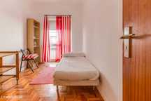 86319 - Quarto com cama de solteiro, com...