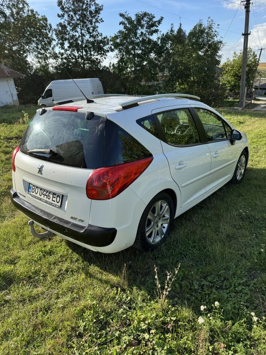 Peugeot 207 sv 2008
