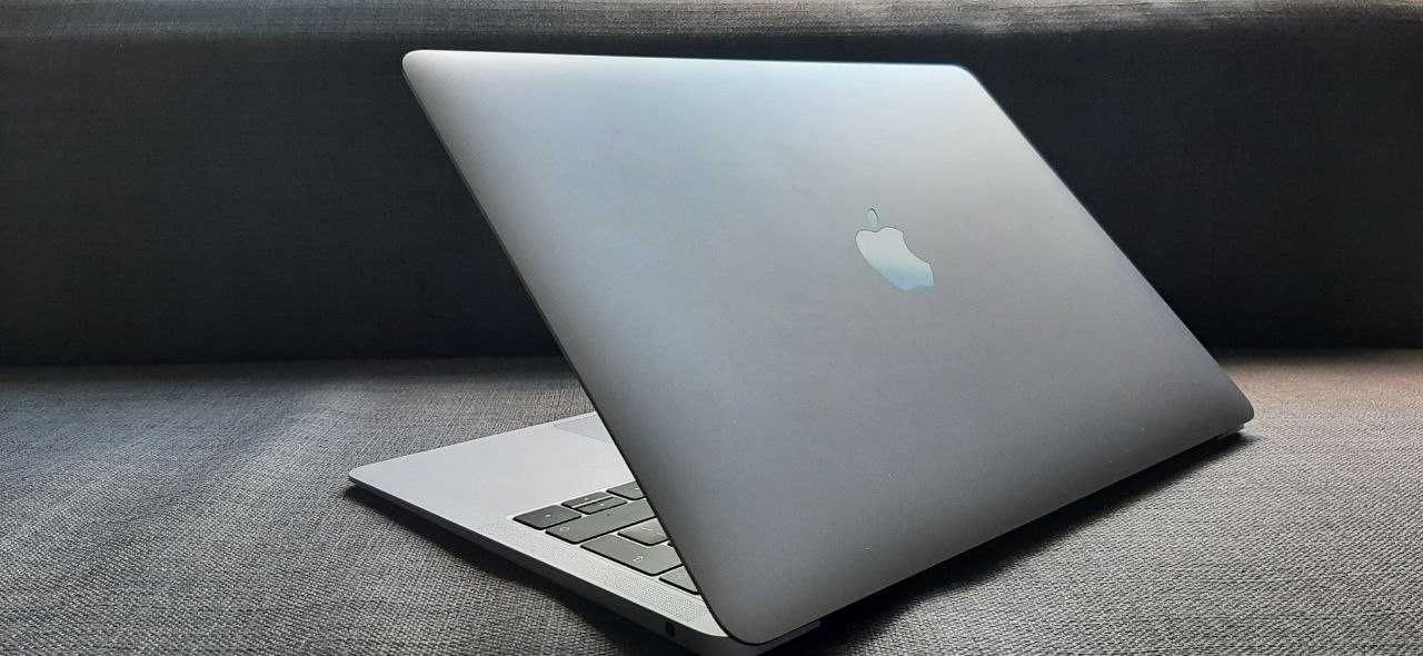 MacBook Air 13" 2019