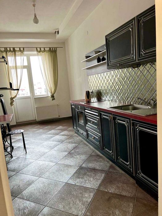 Продаж 2 кім. квартира 110.1 м2, ЖК Кросворд, вул. Сахарова 82, Львів