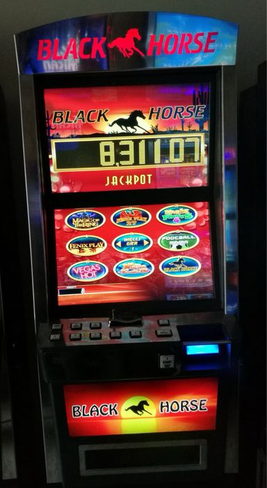 Black Horse / Silver Shark komputer