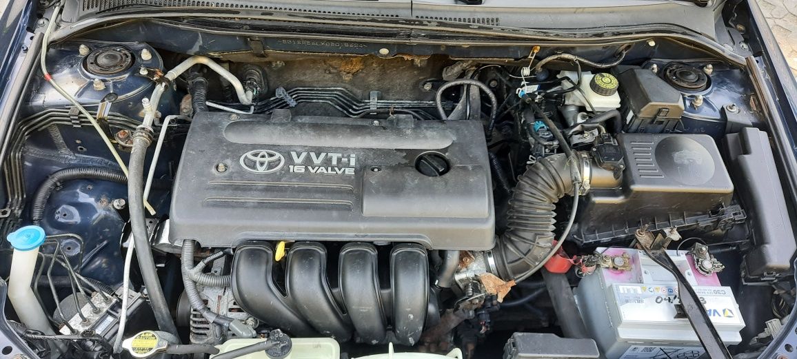 Toyota Avensis t25 kombi 1.8 benzyna