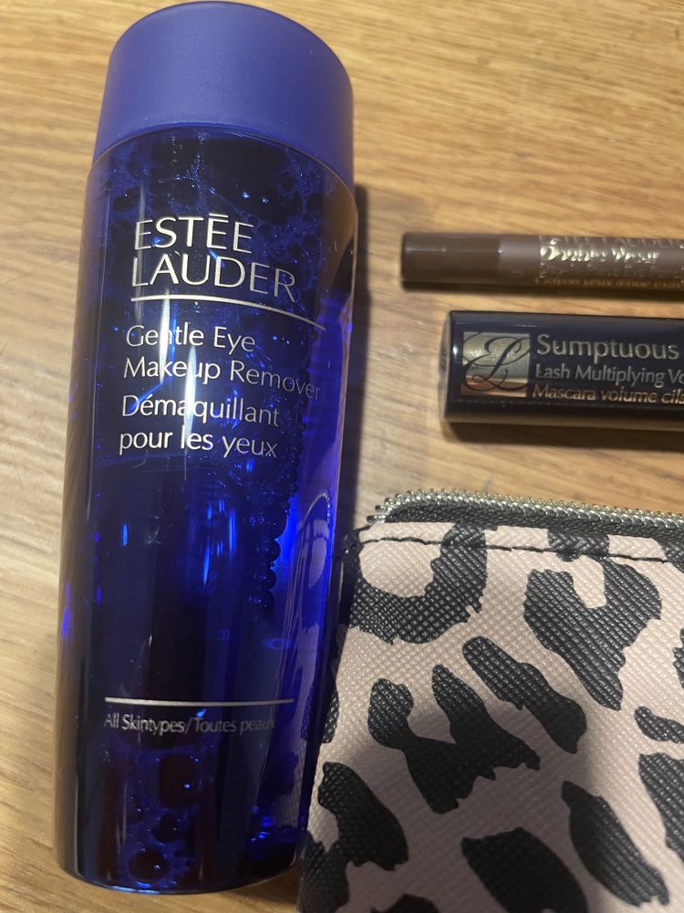 Zestaw Estee Lauder z mini kosmetyczką