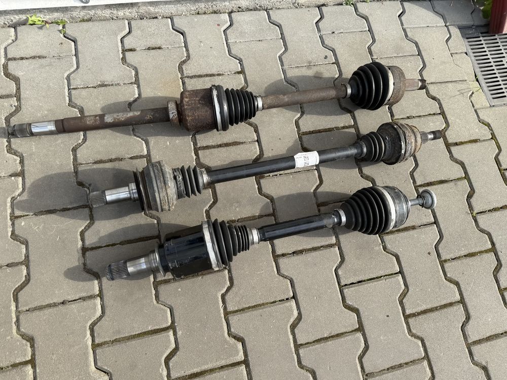 Полуось півісь шрус 4x4 1.6 2.2 2.0 Віто Вито Vito V-class EQV W447