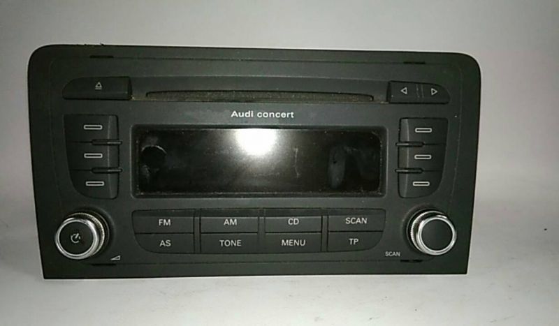 Rádio / auto-rádio AUDI A3 (8P1)