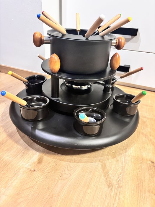 Founde do serów, czekolady