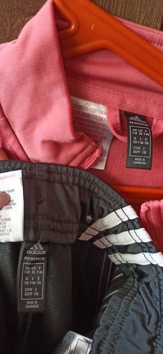 Новый спортивный костюм adidas