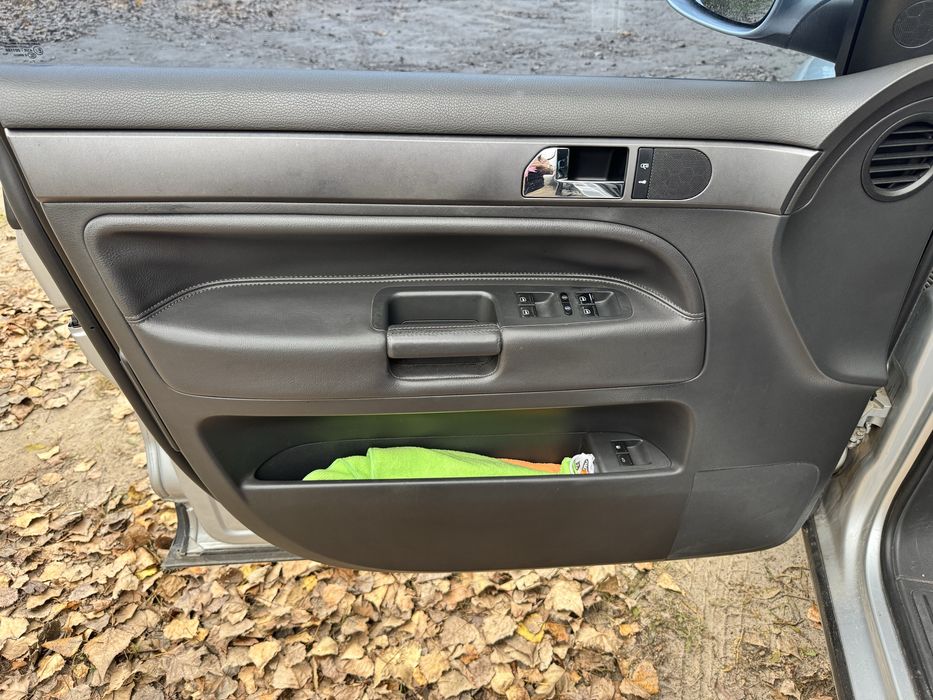 Volkswagen Touareg 2007 (один власник)