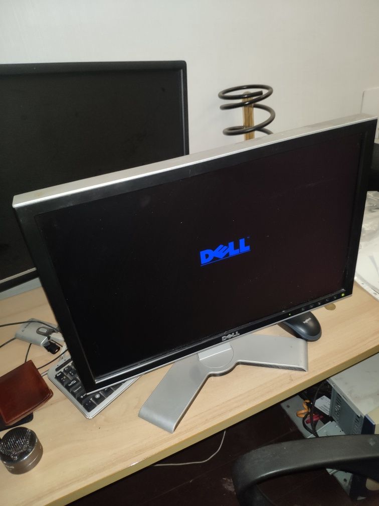 Монітор 20" ips Dell 2007wfpb