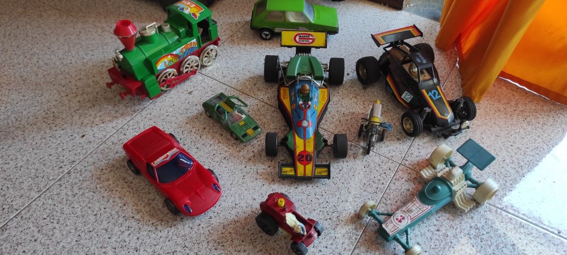 Carros de brincar anos 70/80