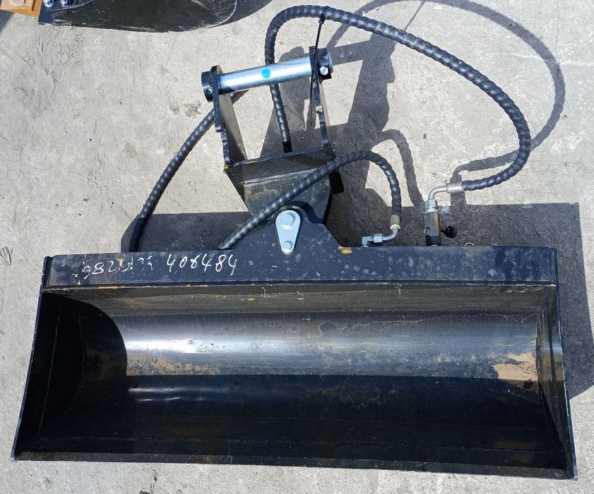 ŁYŻKA SKARPOWA HYDRAULICZNA 38&quot; do minikoparki