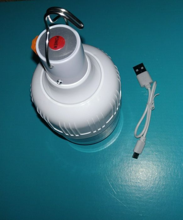 LED лампа 60W на акумуляторі 18650