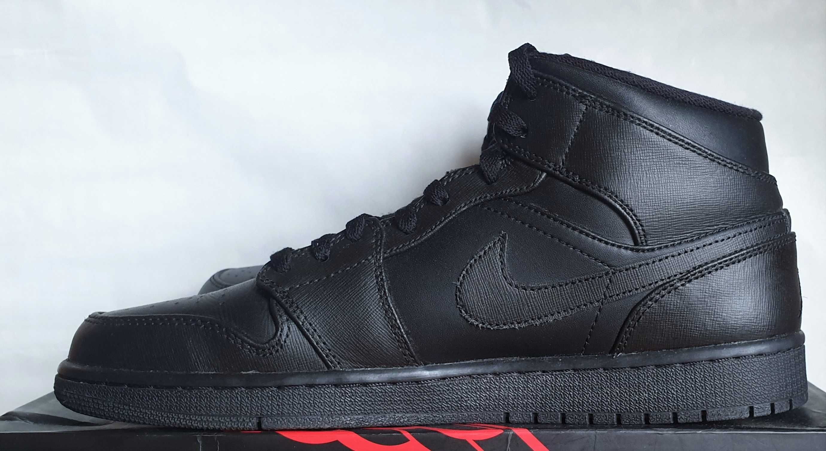 Nike Air Jordan 1 Mid Triple Black 2013 11US/45EUR