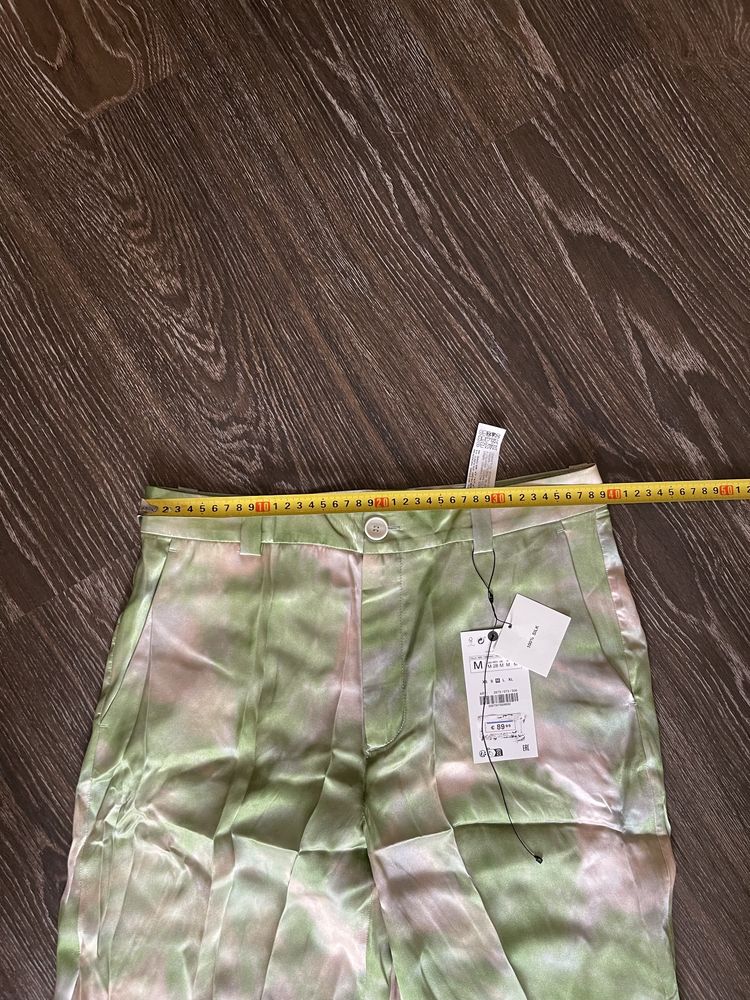 Шелковый костюм  Zara (натуральный шелк) М-L