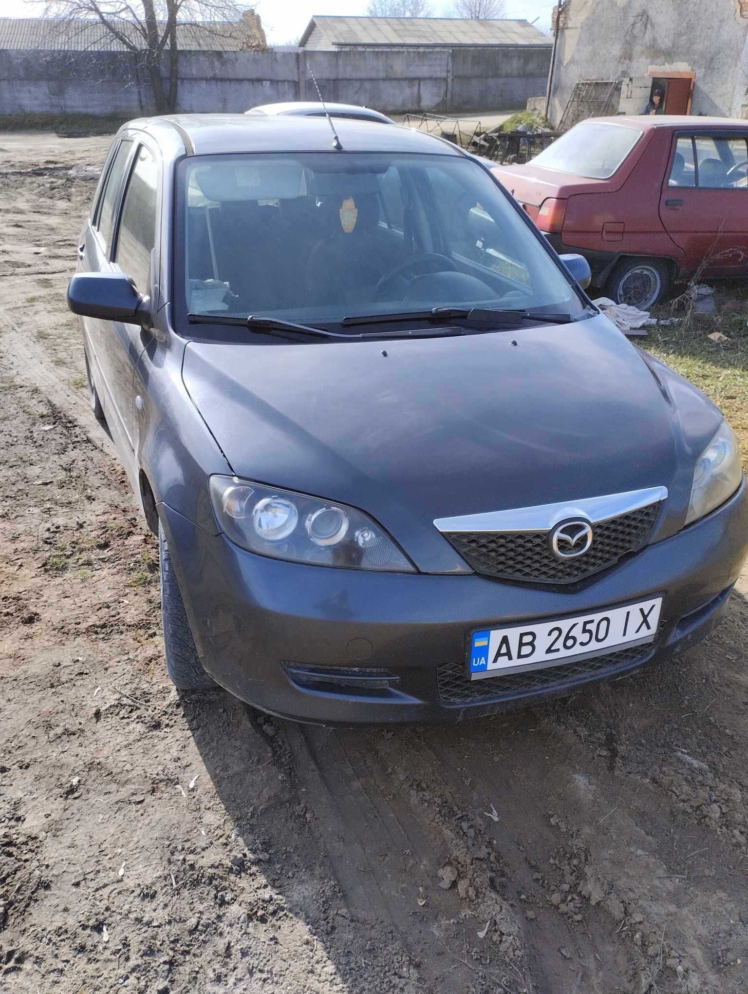 Продам класну Mazda 2