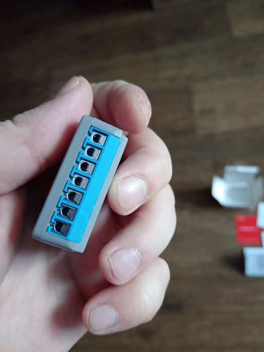 SwitchBot Relay Switch 2PM – умный релейный переключатель,