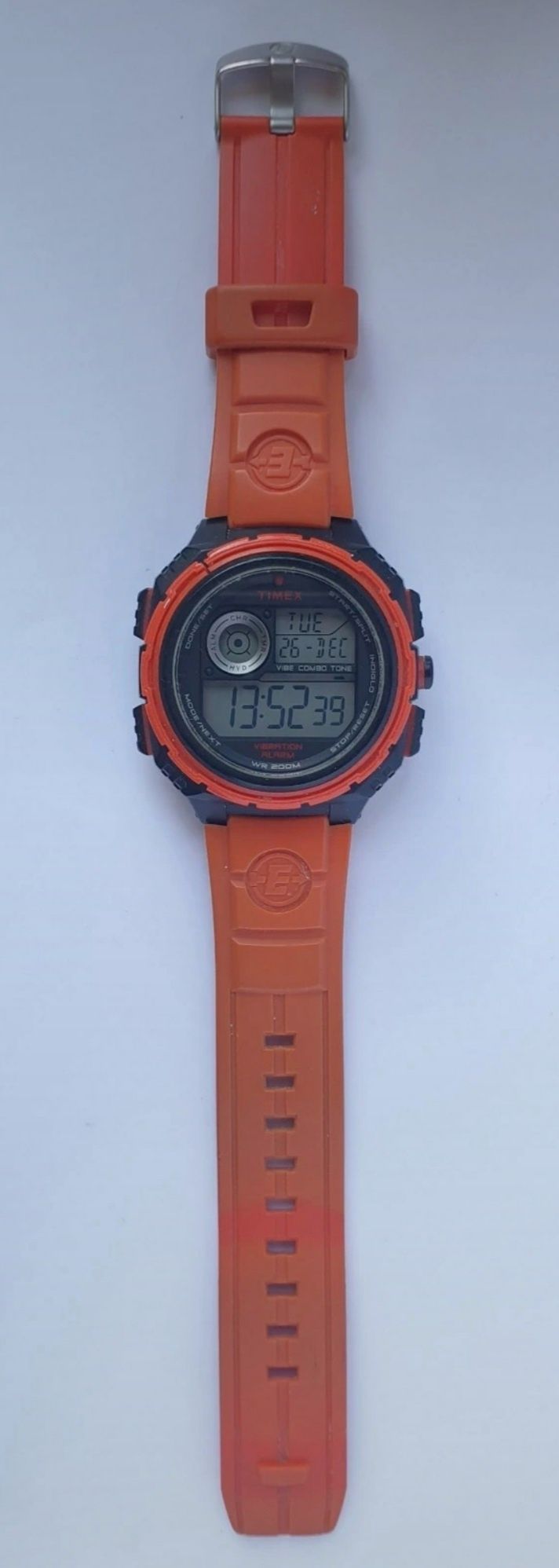 Timex Expedition T49981 vibration alarm wr200 indiglo