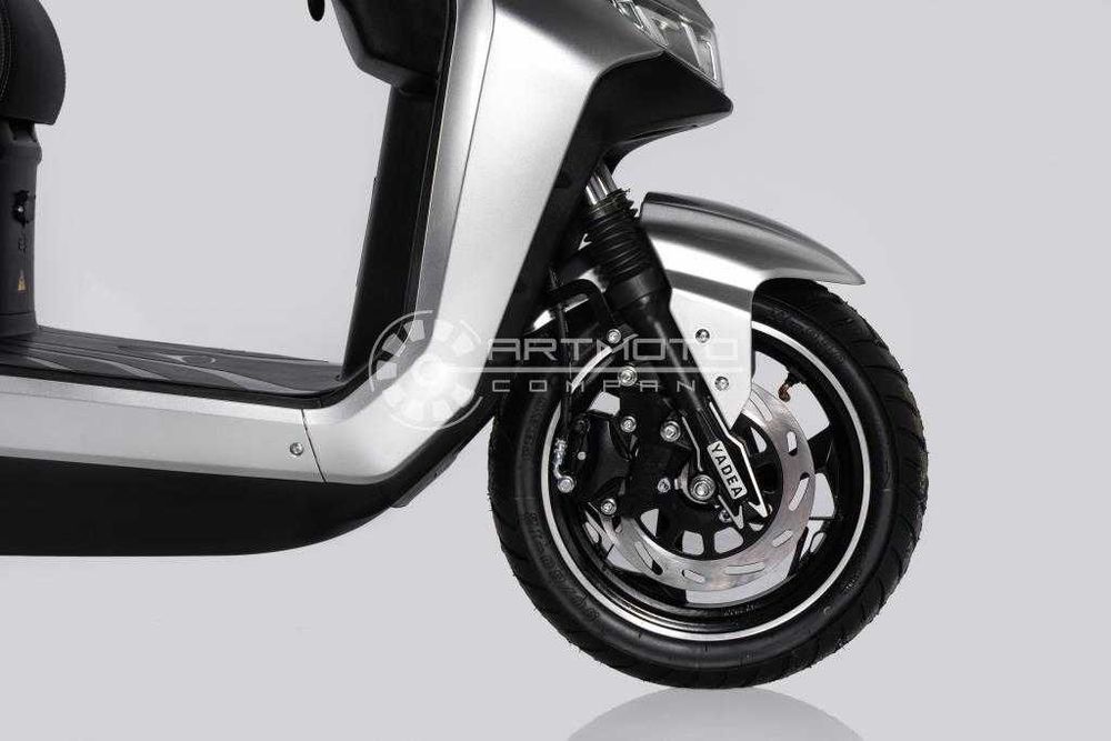 Новий електроскутер YADEA T9 2500W, мотосалон Артмото Полтава