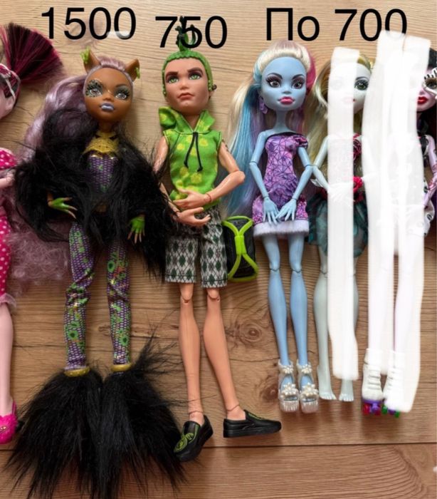 Продаж оригінальних ляльок монстер хай , аксів, одягу взуття