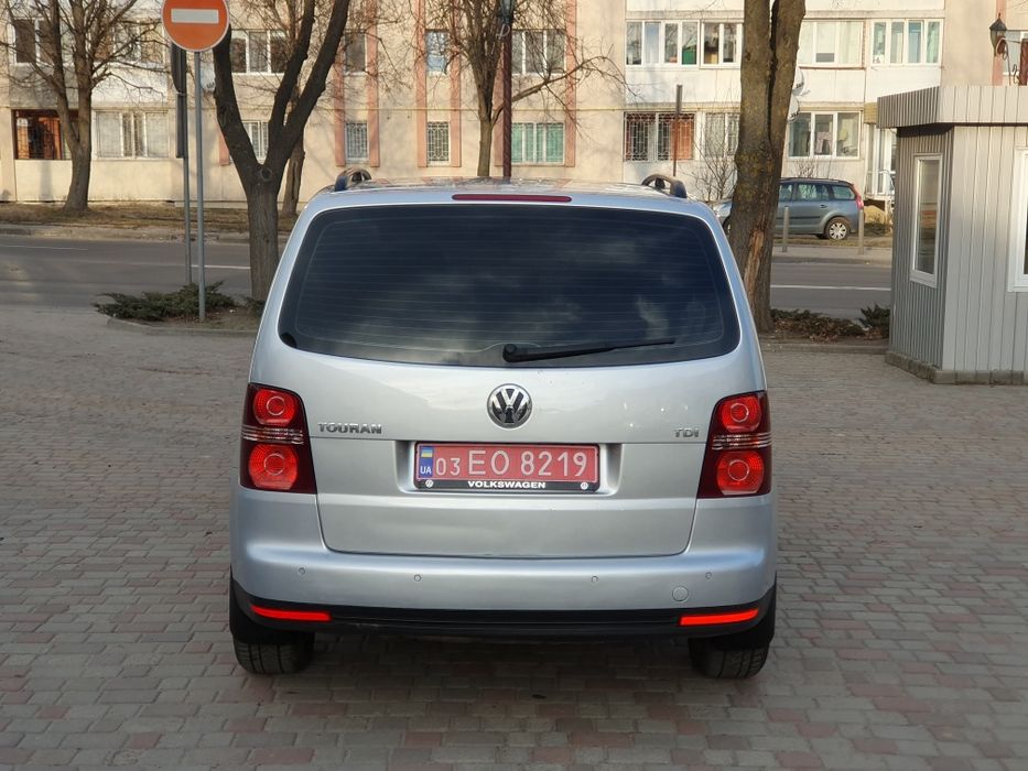 Продам свіженький з Франції VW Touran