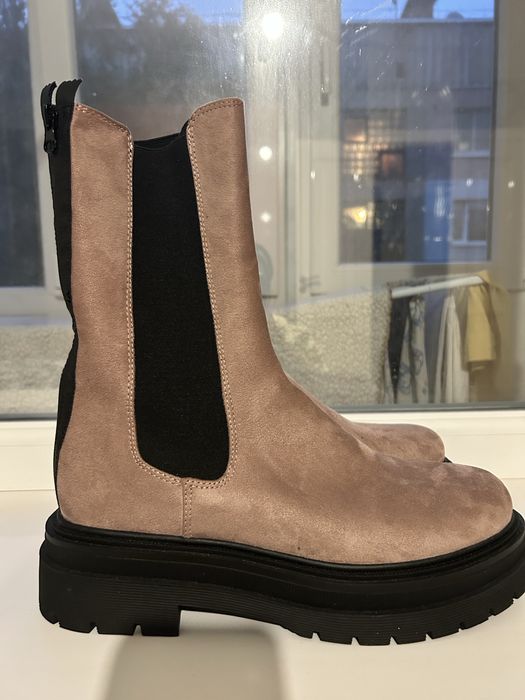 Продам Сапоги 40-41 размер, купили в Европі