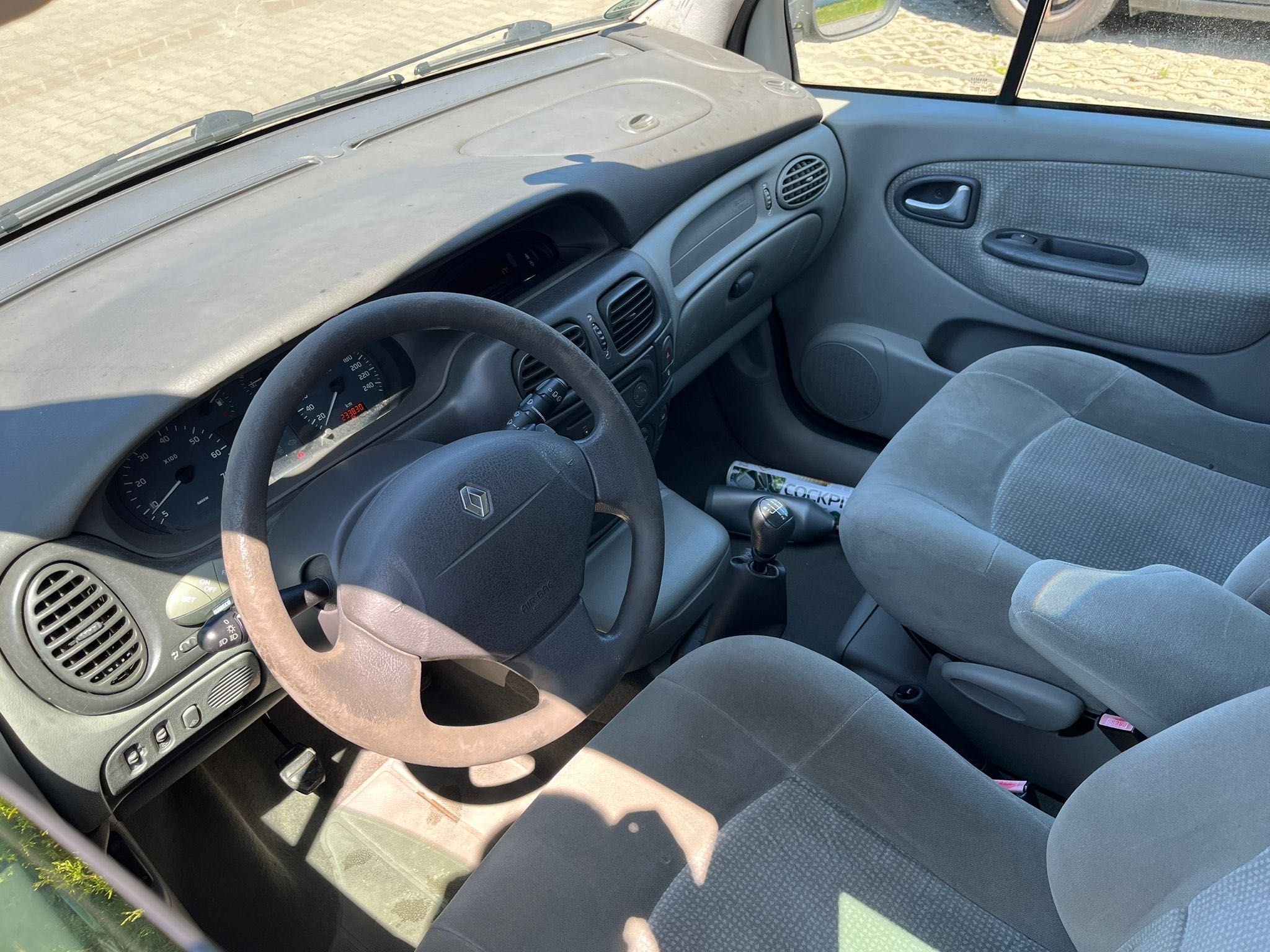 Renault Scenic 1.9 DCI