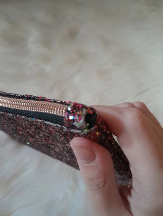 Torebka różowa mieniącą się