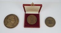 Conjunto de 3 medalhas Historias em bronze, CADA