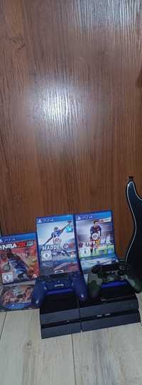 Konsola Playstation 4