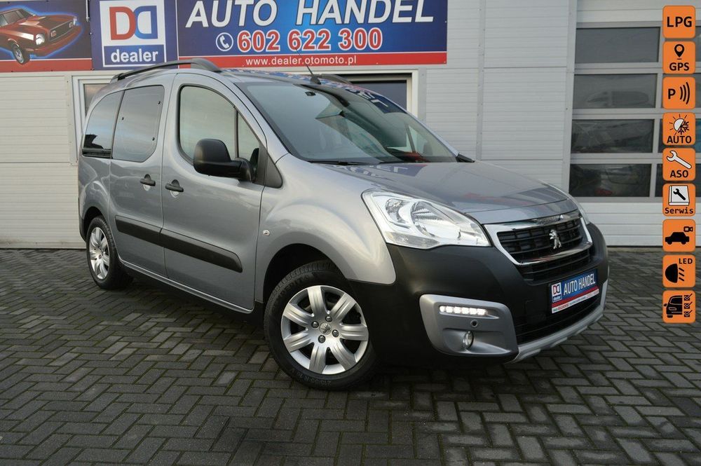 Peugeot Partner Tepee 1.2i Gaz LPG Bezwypadkowy Serwis ASO LED Kamera Navi 116tys.km