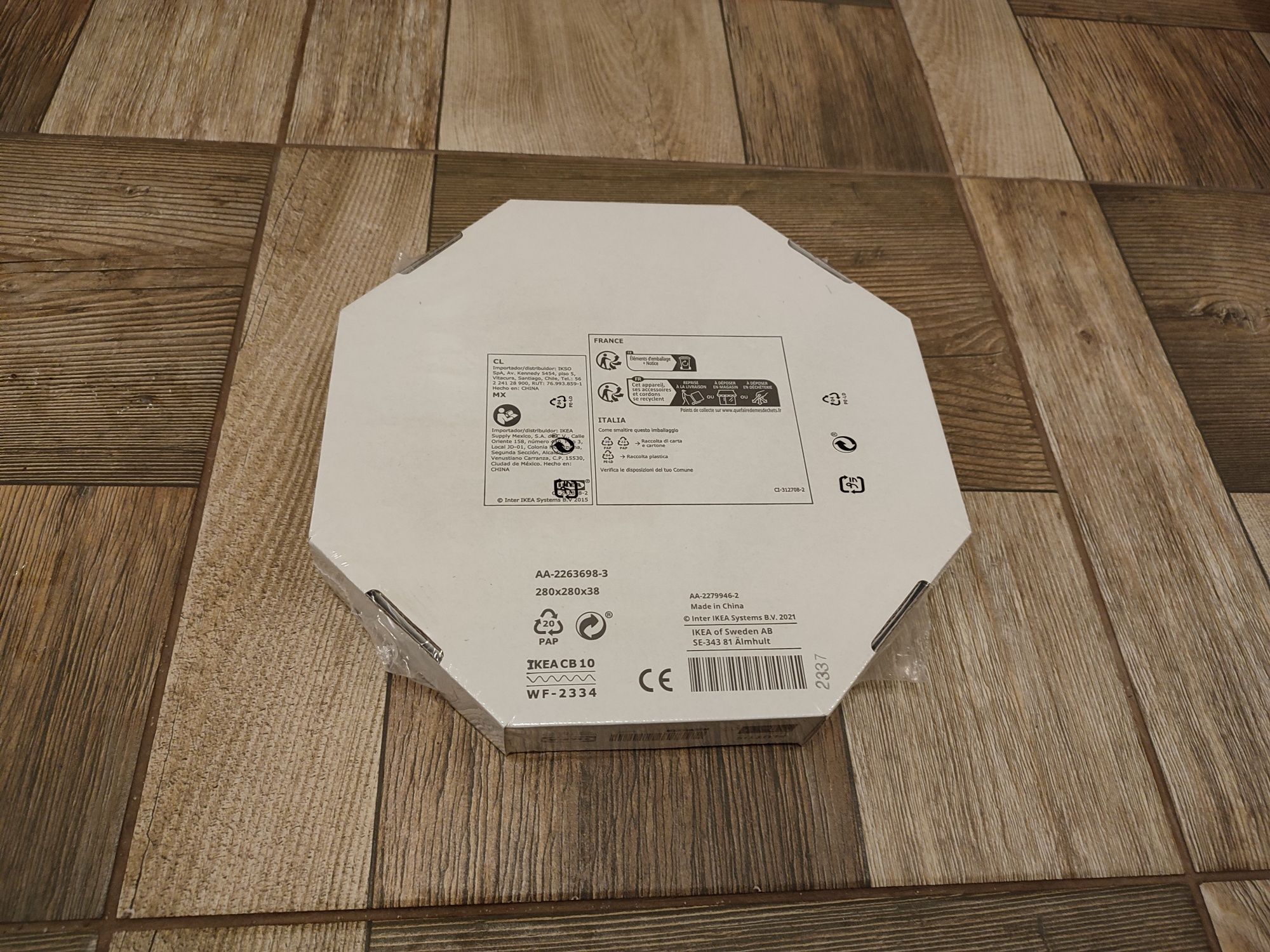 Nowy czerwony zegar ścienny 28 cm IKEA