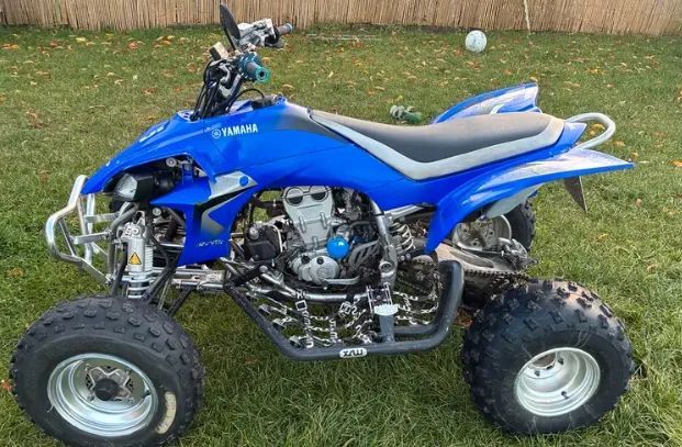 Rama + dokumenty Yamaha YFZ 450