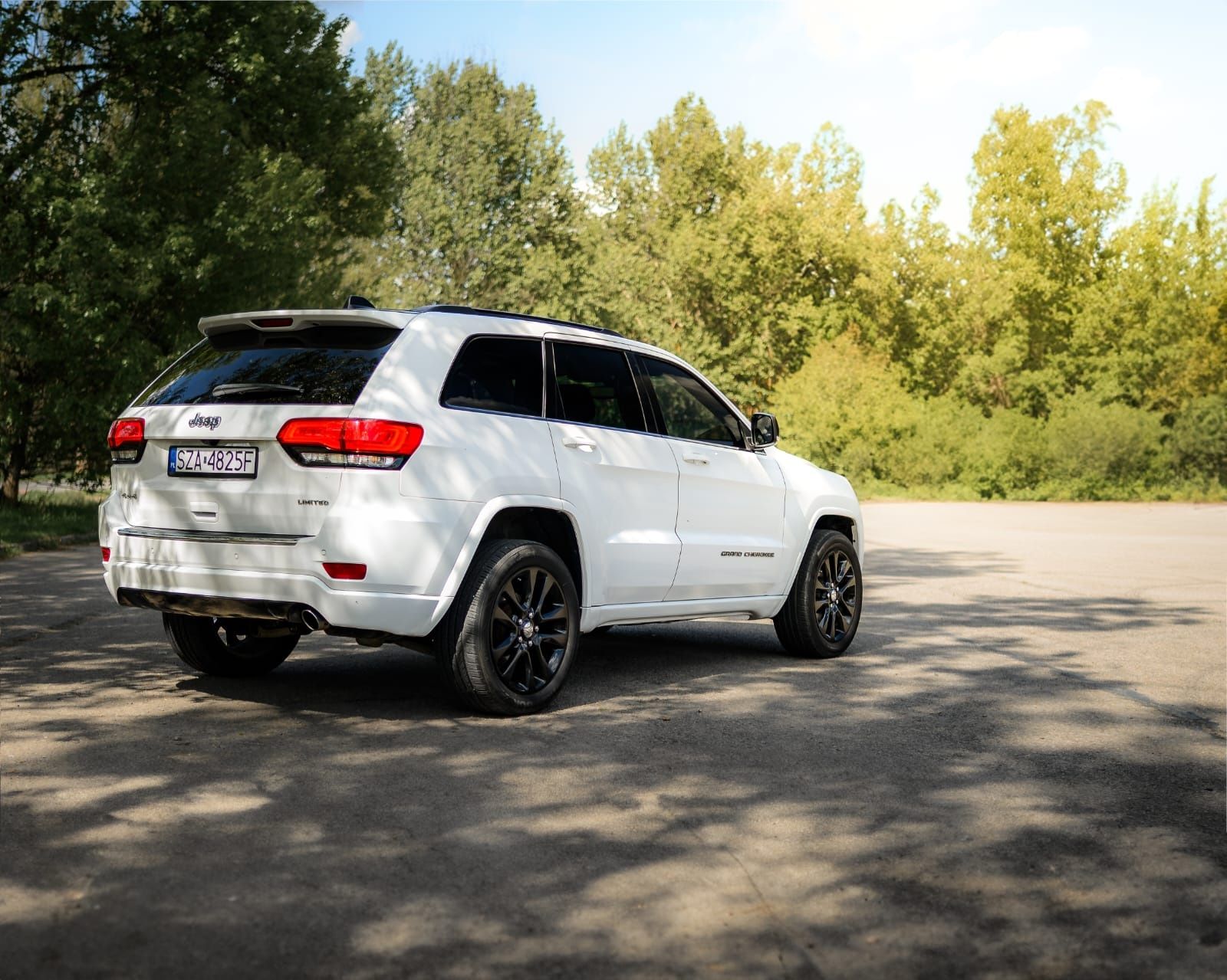 Jeep Grand Cherokee benzyna 2017r